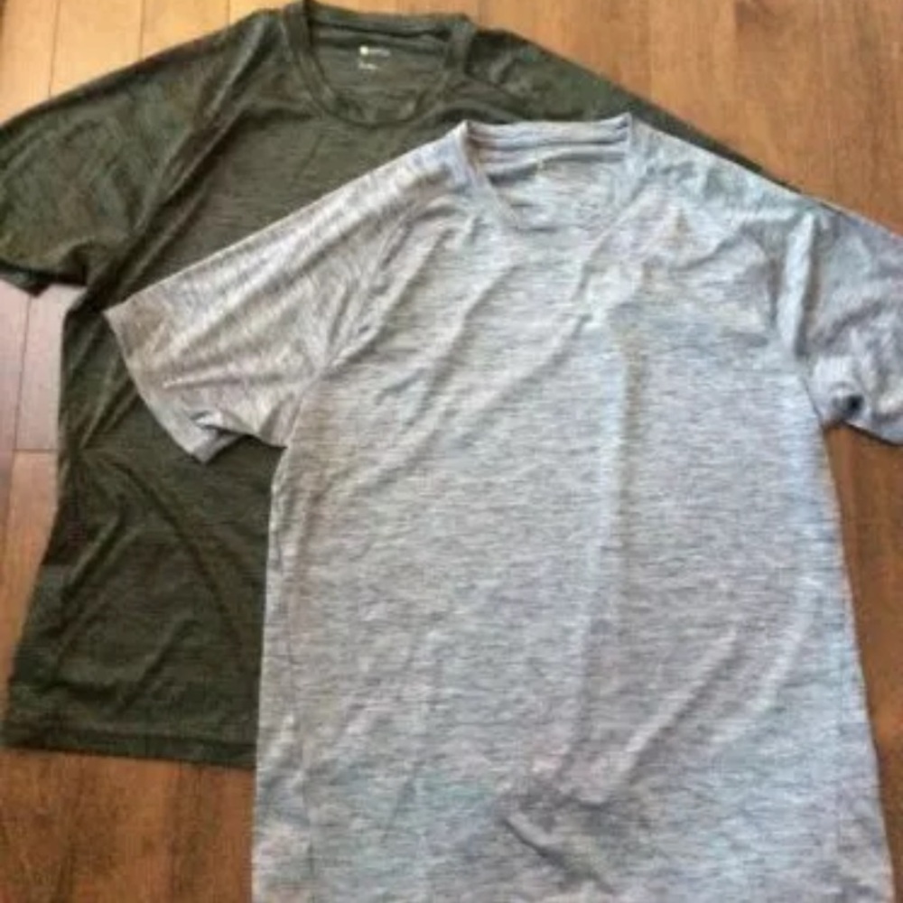 Zella mens Size Large shirts